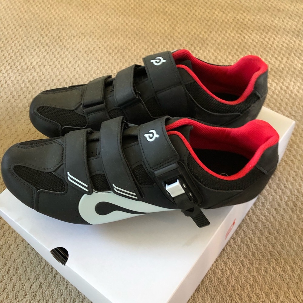 New Peloton cycle shoes for men - size 12